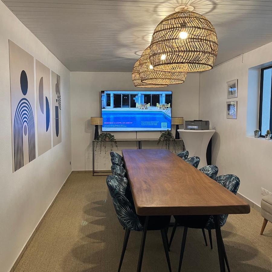 Hotel Les Sables - Urban Style - By Logis Hotels Canet-en-Roussillon Exteriör bild