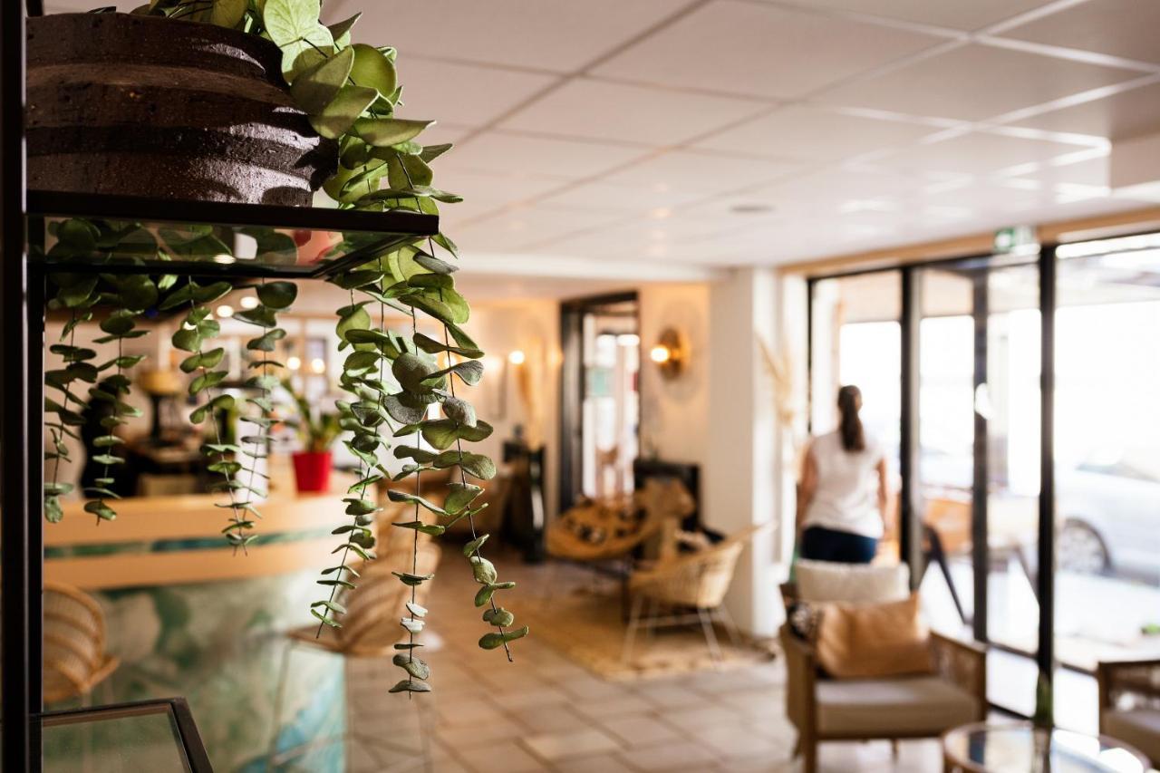 Hotel Les Sables - Urban Style - By Logis Hotels Canet-en-Roussillon Exteriör bild