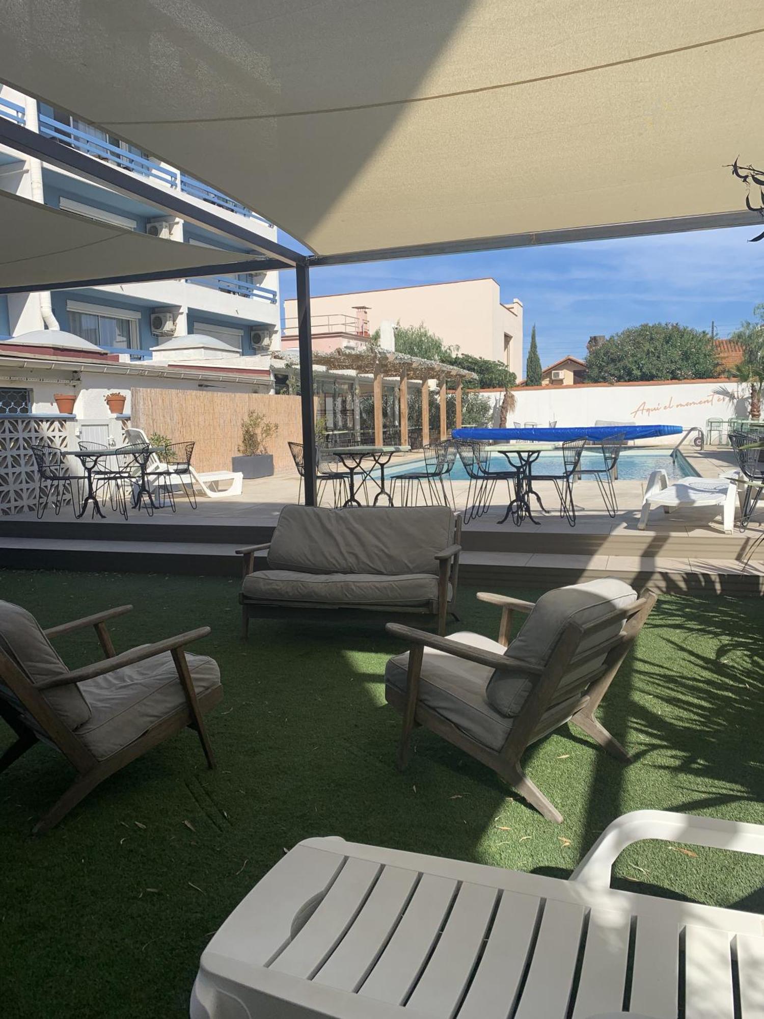 Hotel Les Sables - Urban Style - By Logis Hotels Canet-en-Roussillon Exteriör bild